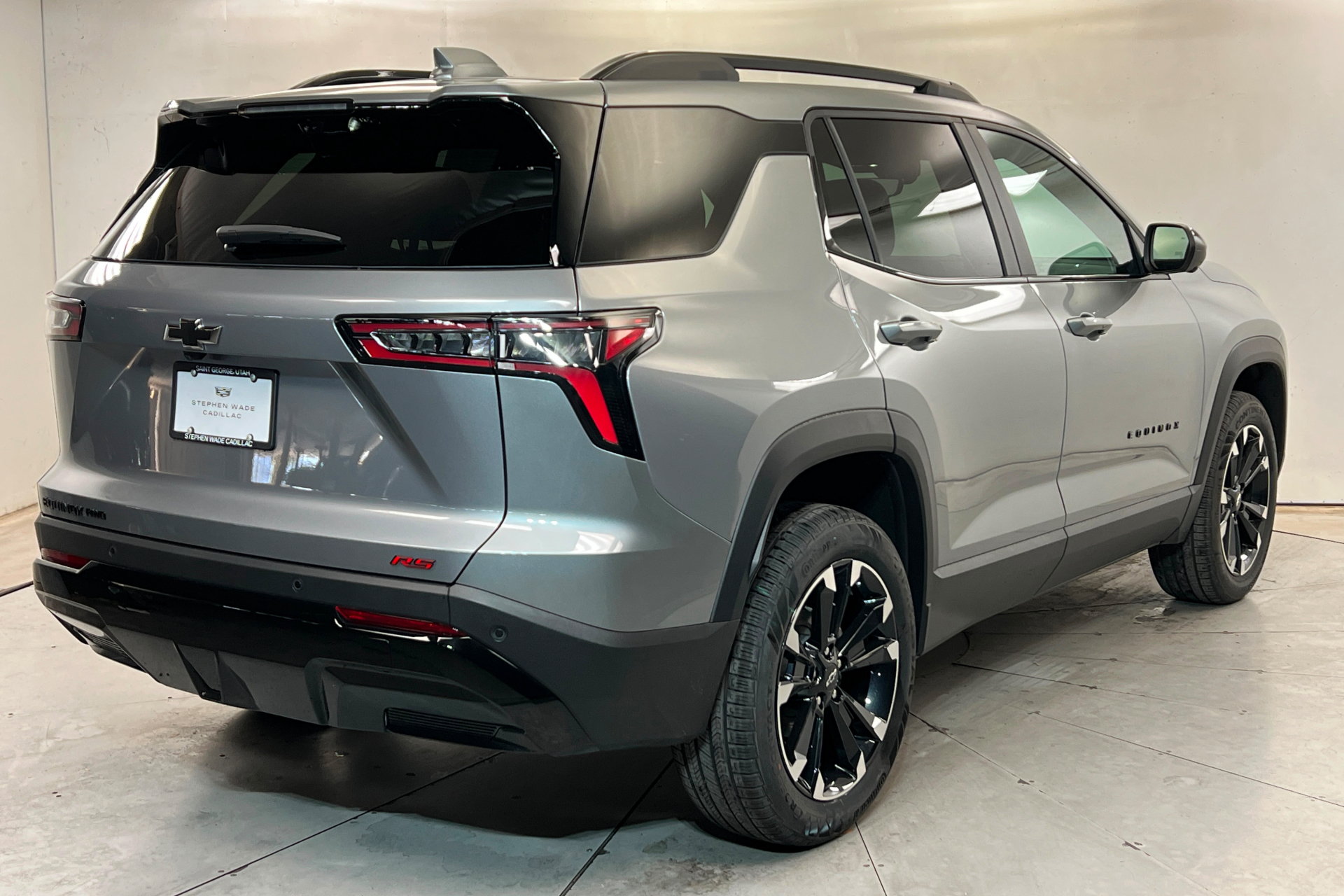 New 2027 Chevrolet Equinox RS w/ Safety and Technology Package AWD/4WD image 6