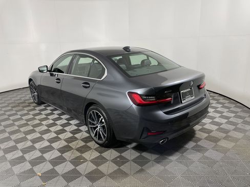 Used 2022 BMW 330i xDrive Sedan w/ Driving Assistance Package image 3