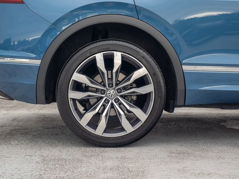 Used 2020 Volkswagen Tiguan SEL Premium R-Line AWD/4WD image 15