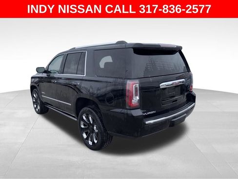Used 2018 GMC Yukon Denali w/ Denali Ultimate Package image 3