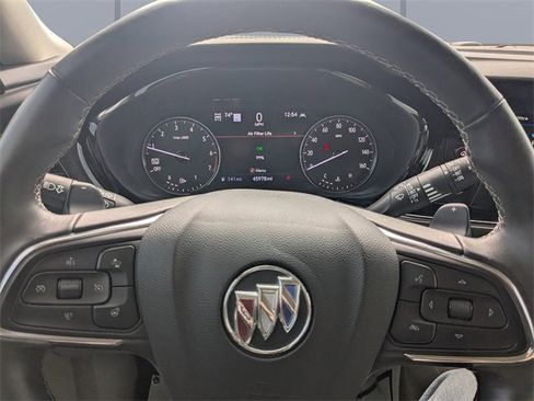 Used 2023 Buick Envision Avenir image 28