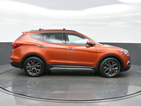 Used 2018 Hyundai Santa Fe Sport image 7