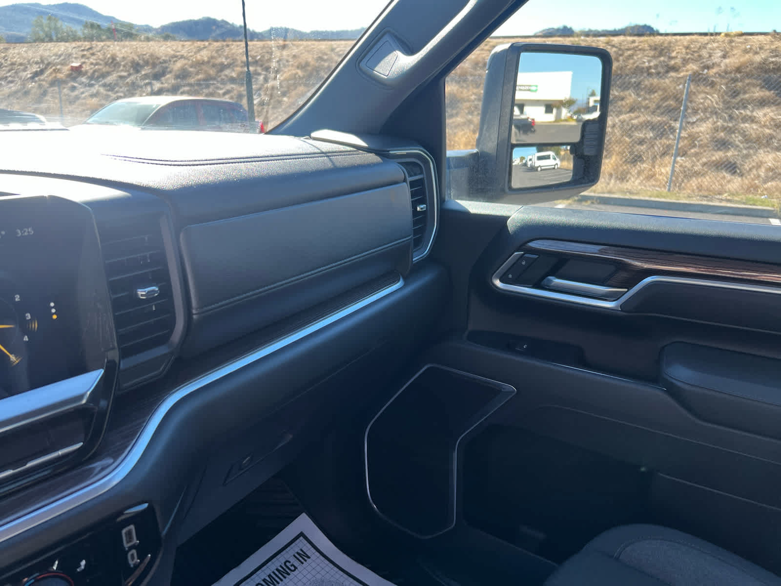 Used 2025 Chevrolet Silverado 2500 LT w/ Convenience Package AWD/4WD image 24