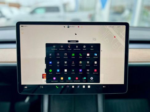 Used 2023 Tesla Model Y Long Range image 21