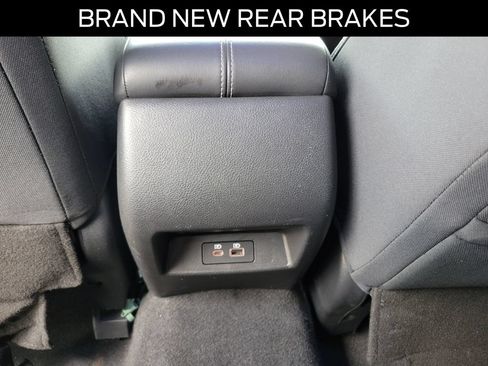 Used 2023 Nissan Altima 2.5 SV FWD image 10