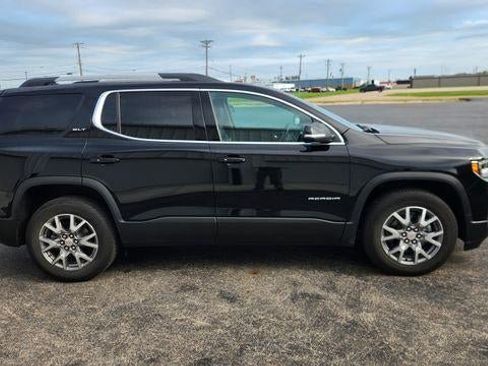 Used 2021 GMC Acadia SLT w/ Preferred Package AWD/4WD image 4