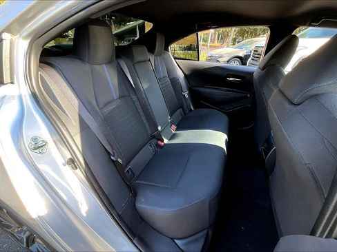 Used 2022 Toyota Corolla SE image 19