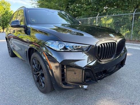Certified 2025 BMW X5 xDrive50e w/ M Sport Package AWD/4WD image 11