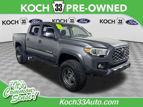 Used 2021 Toyota Tacoma TRD Off-Road image 1