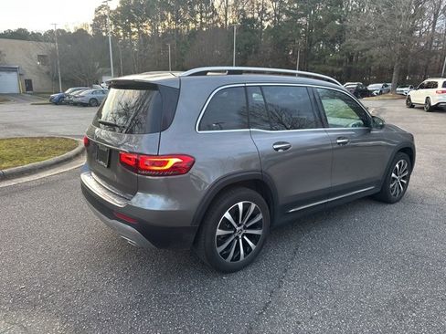 Certified 2021 Mercedes-Benz GLB 250 4MATIC image 5