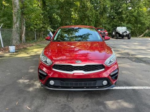Used 2019 Kia Forte LXS FWD image 2