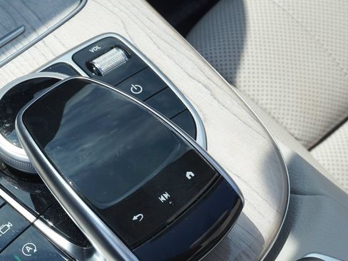 Used 2023 Mercedes-Benz E 450 4MATIC Cabriolet image 23