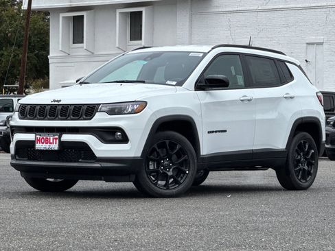 New 2026 Jeep Compass Latitude image 7