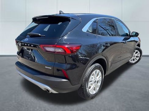 Used 2023 Ford Escape Active w/ Tech Pack #2 AWD/4WD image 4