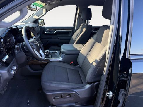 Used 2024 GMC Sierra 1500 Elevation w/ X31 Off-Road Package image 10