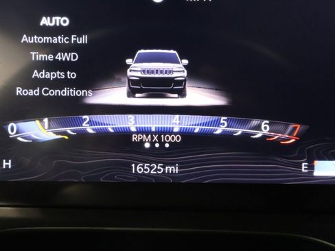 Used 2021 Jeep Grand Cherokee L Limited image 44