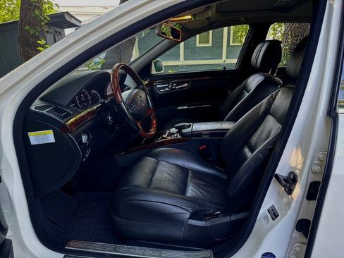 Used 2013 Mercedes-Benz S 550 4MATIC image 16