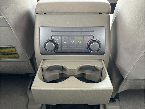 Used 2010 Toyota Highlander 4WD image 22
