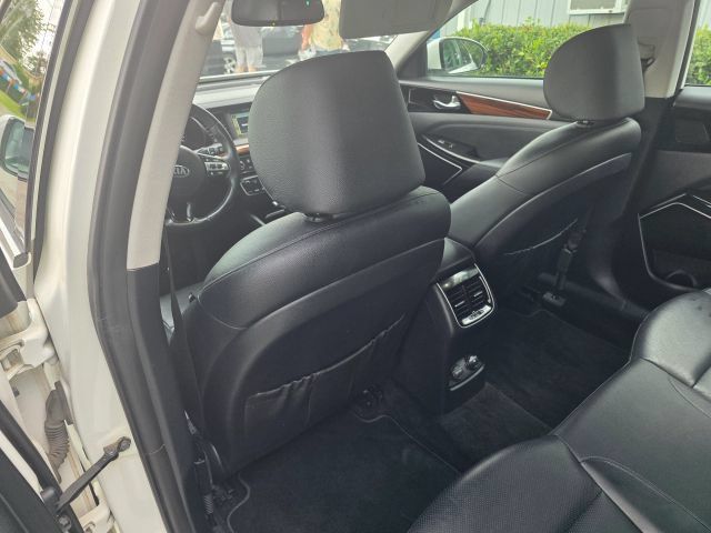 Used 2017 Kia Cadenza Technology FWD image 20