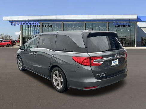 Used 2019 Honda Odyssey EX image 3