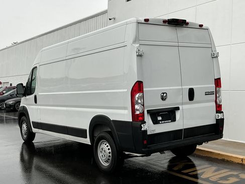 Used 2022 RAM ProMaster 2500 FWD image 6