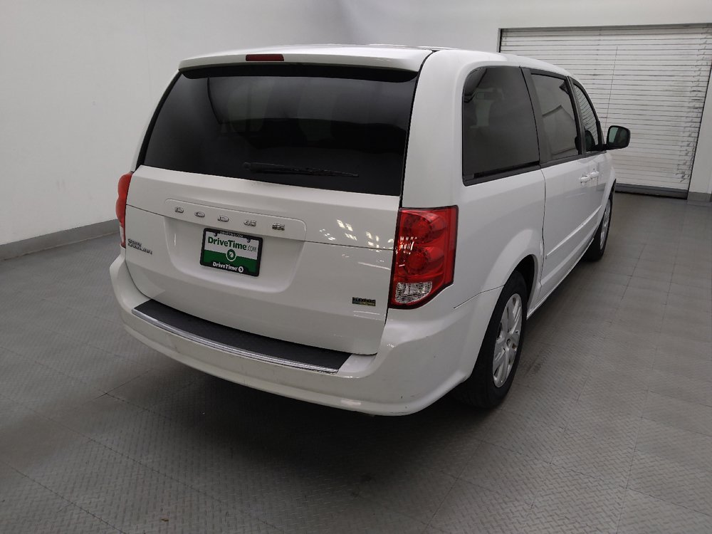 Used 2017 Dodge Grand Caravan SE FWD image 7