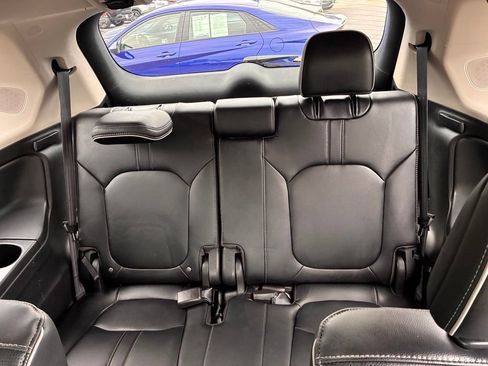 Used 2023 Honda Pilot Elite image 15