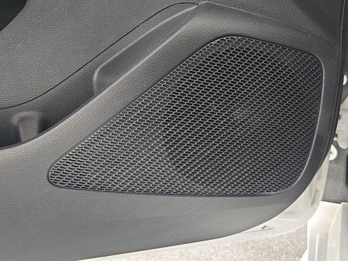 Used 2022 Toyota Corolla LE image 27