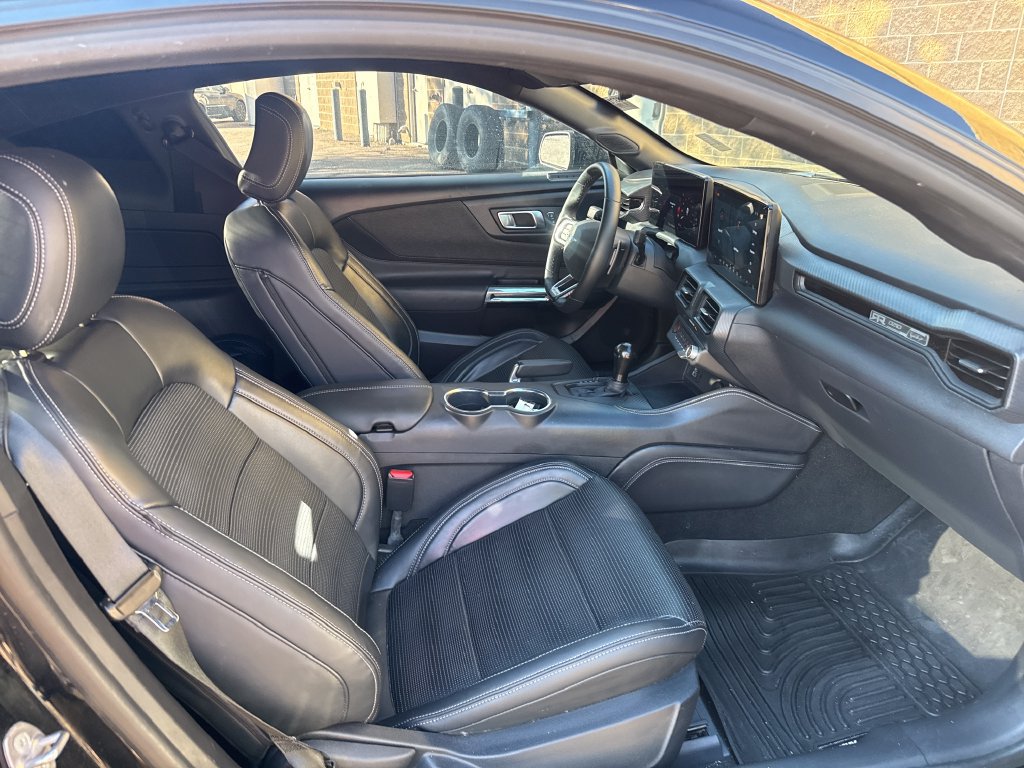 Used 2024 Ford Mustang GT w/ GT Performance Package RWD image 19