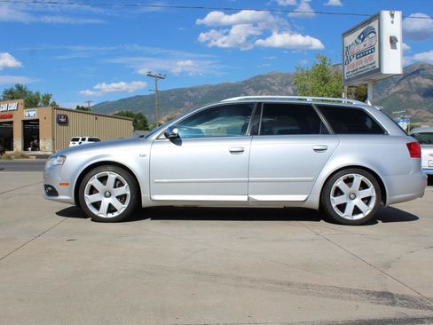 Used 2005 Audi S4 Avant AWD/4WD image 34