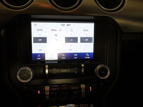 Used 2019 Ford Mustang Premium image 34