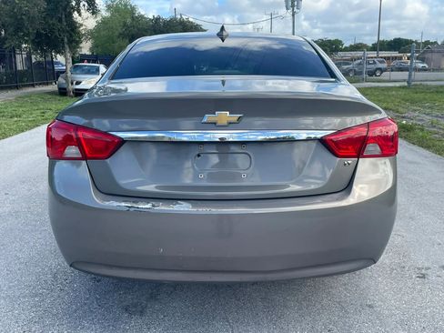 Used 2017 Chevrolet Impala LT FWD image 10
