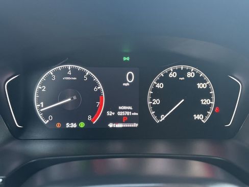 Used 2023 Honda Pilot Sport image 16