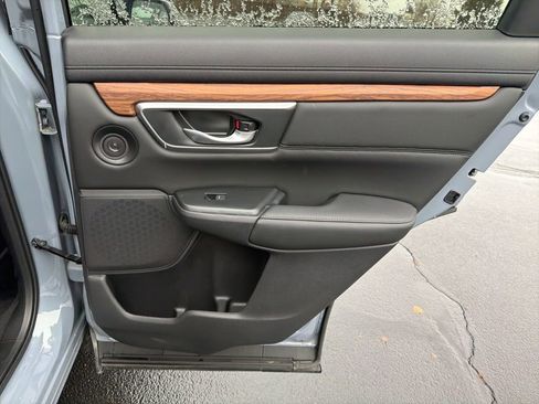 Used 2020 Honda CR-V Touring image 25