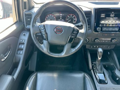 Used 2022 Nissan Frontier PRO-4X w/ Pro-4X Premium Package image 11