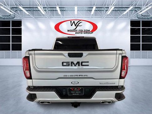Used 2022 GMC Sierra 1500 Elevation w/ LPO, Elevation Black Package image 5
