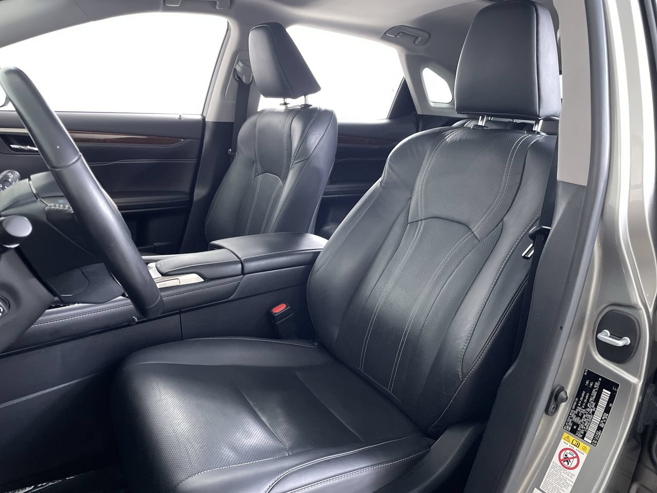 Used 2018 Lexus RX 350 AWD w/ Premium Package image 13