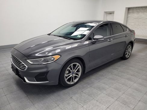 Used 2020 Ford Fusion SEL FWD image 2