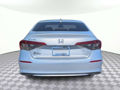 Used 2023 Honda Civic EX image 5