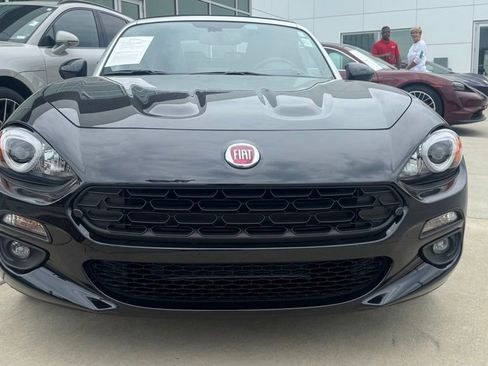 Used 2020 FIAT 124 Spider Lusso w/ Convenience Group RWD image 5