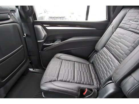 New 2026 Cadillac Escalade Platinum Sport w/ LPO, ONYX Package AWD/4WD image 12