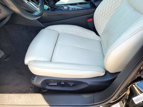 Used 2023 INFINITI Q50 Red Sport 400 w/ Black Opal Edition RWD image 18