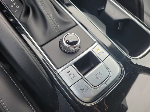 Certified 2025 Kia Telluride S image 38