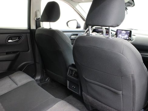 Certified 2024 Nissan Rogue SV AWD/4WD image 20