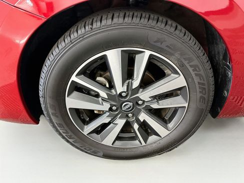 Used 2024 Nissan Versa SV FWD image 34
