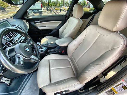Used 2016 BMW M235i Coupe RWD image 11