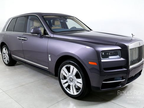 Used 2020 Rolls-Royce Cullinan AWD/4WD image 6