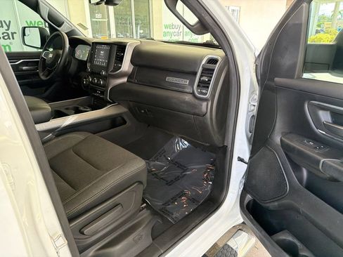 Used 2019 RAM 1500 Big Horn RWD image 30