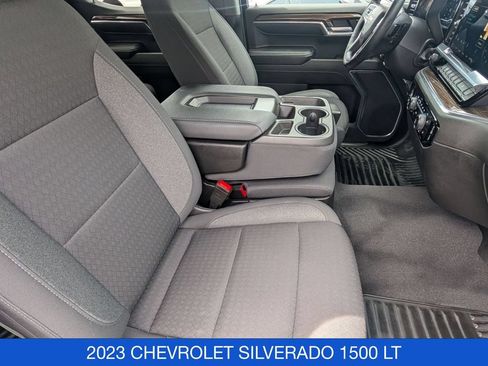 Used 2023 Chevrolet Silverado 1500 LT AWD/4WD image 30