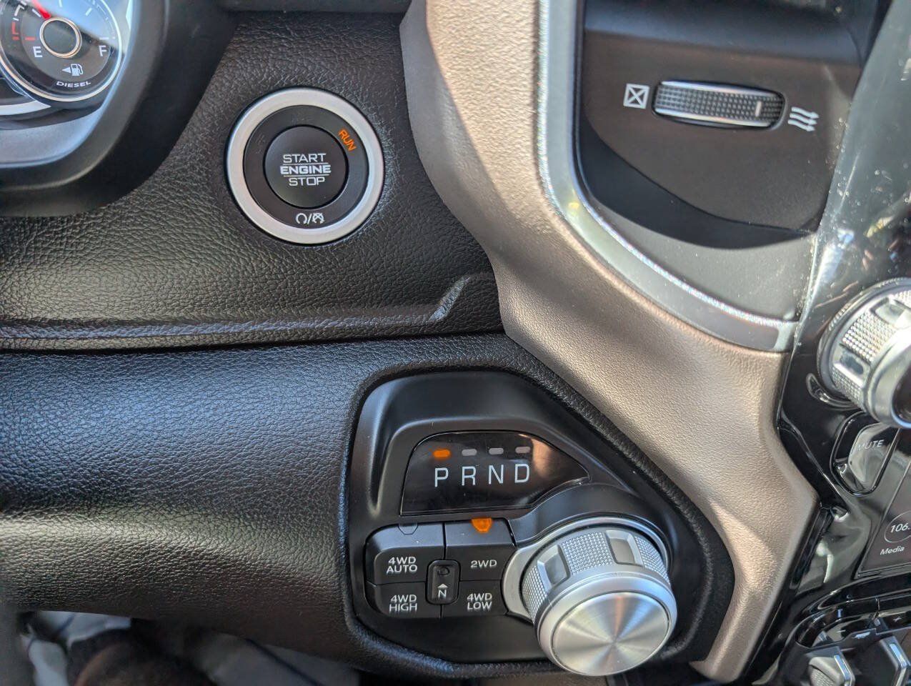 Used 2020 RAM 1500 Laramie AWD/4WD image 22